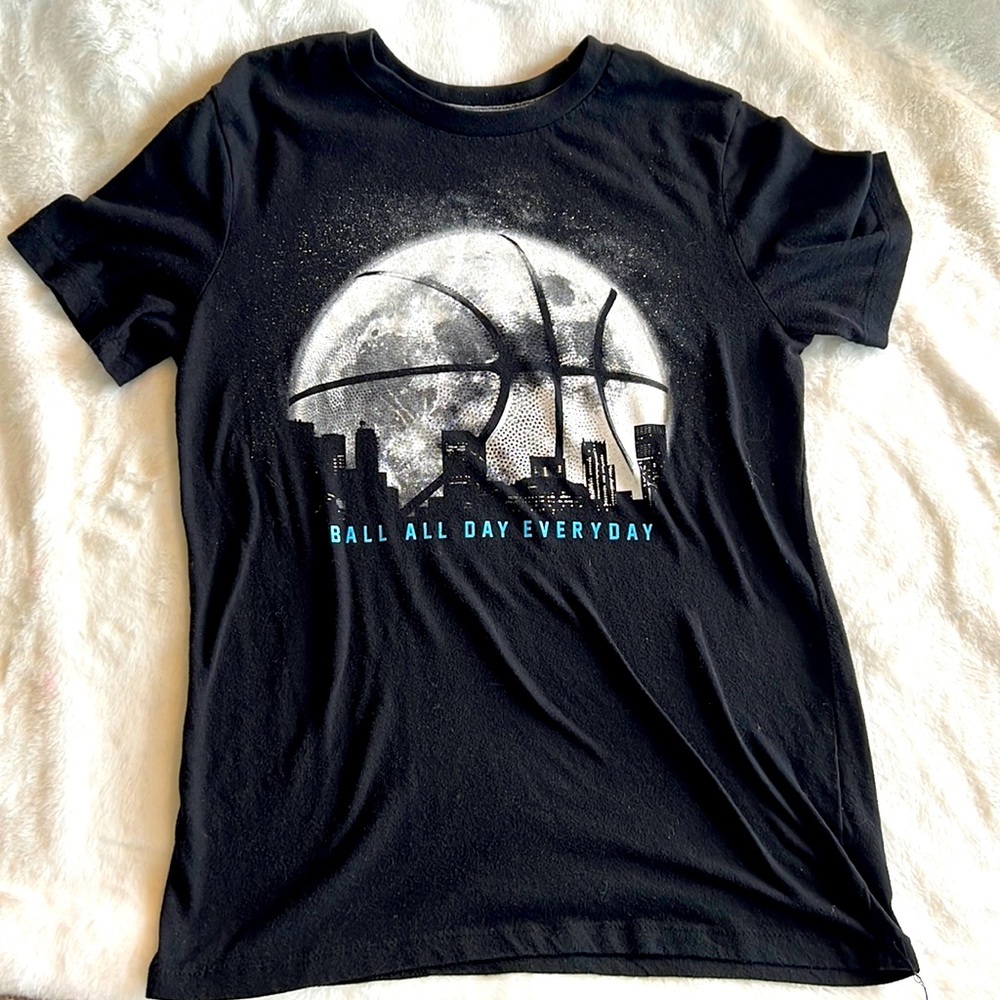 BOYS Old Navy Ball All Day Everyday Tee Size XL